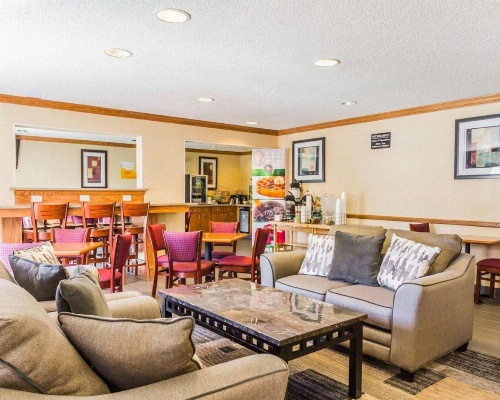 Quality Inn & Suites Golden - Denver West image 6